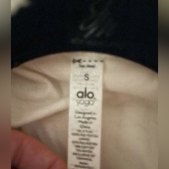 SOLD ALO Yoga Sherpa jacket S - Picture 6 of 8